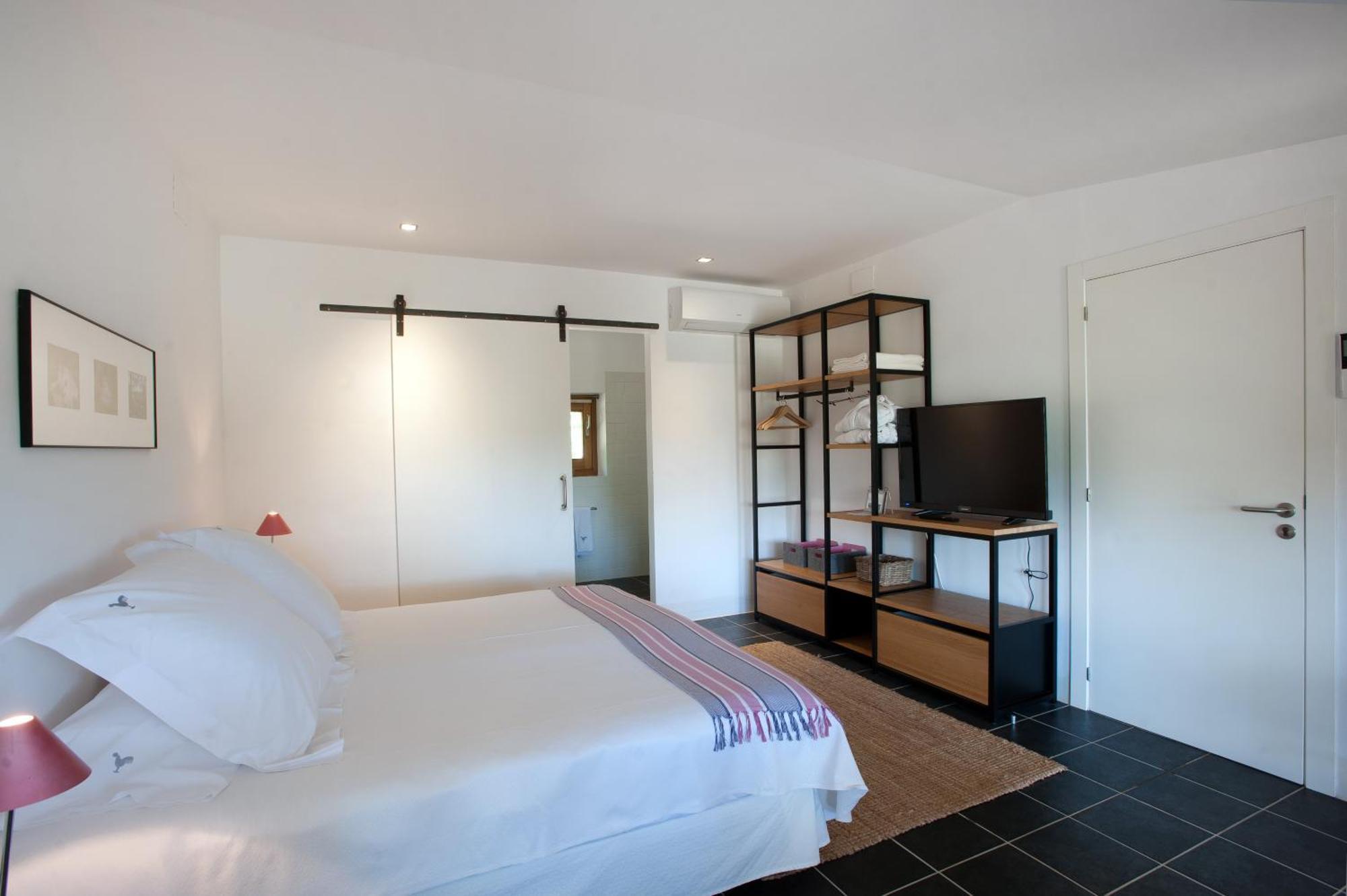 Mas Falgarona Hotel Boutique & Spa Avinyonet de Puigventós Екстериор снимка
